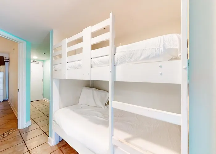 Clearwater 2b Apartment *